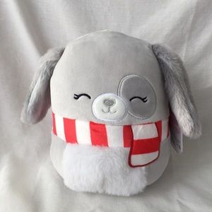 Ivy The Gray Dog Winter Squishmallow 7.5” NWT